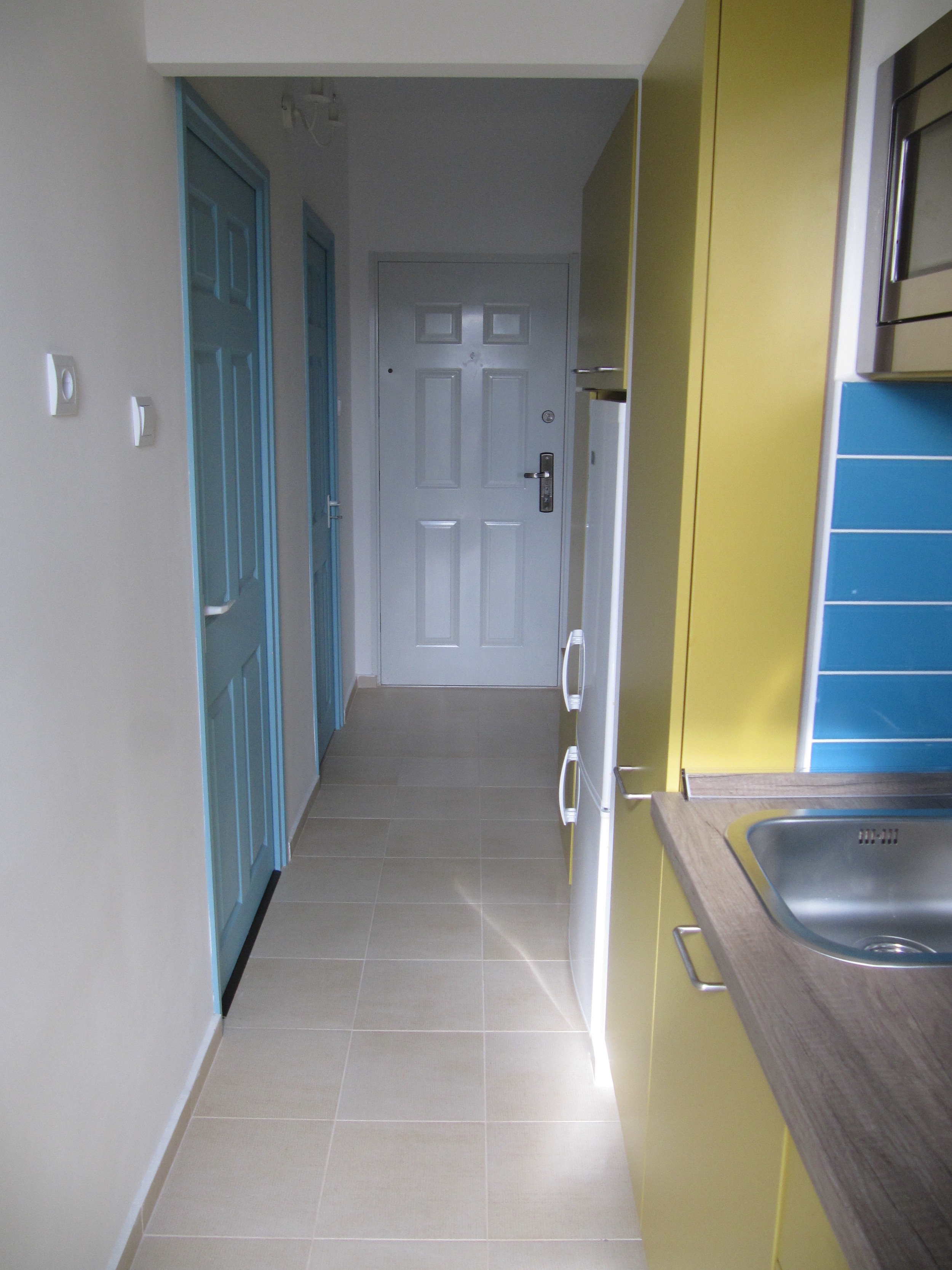 Pécs, Ifjúság útja - belsőépítészet, 8. kép