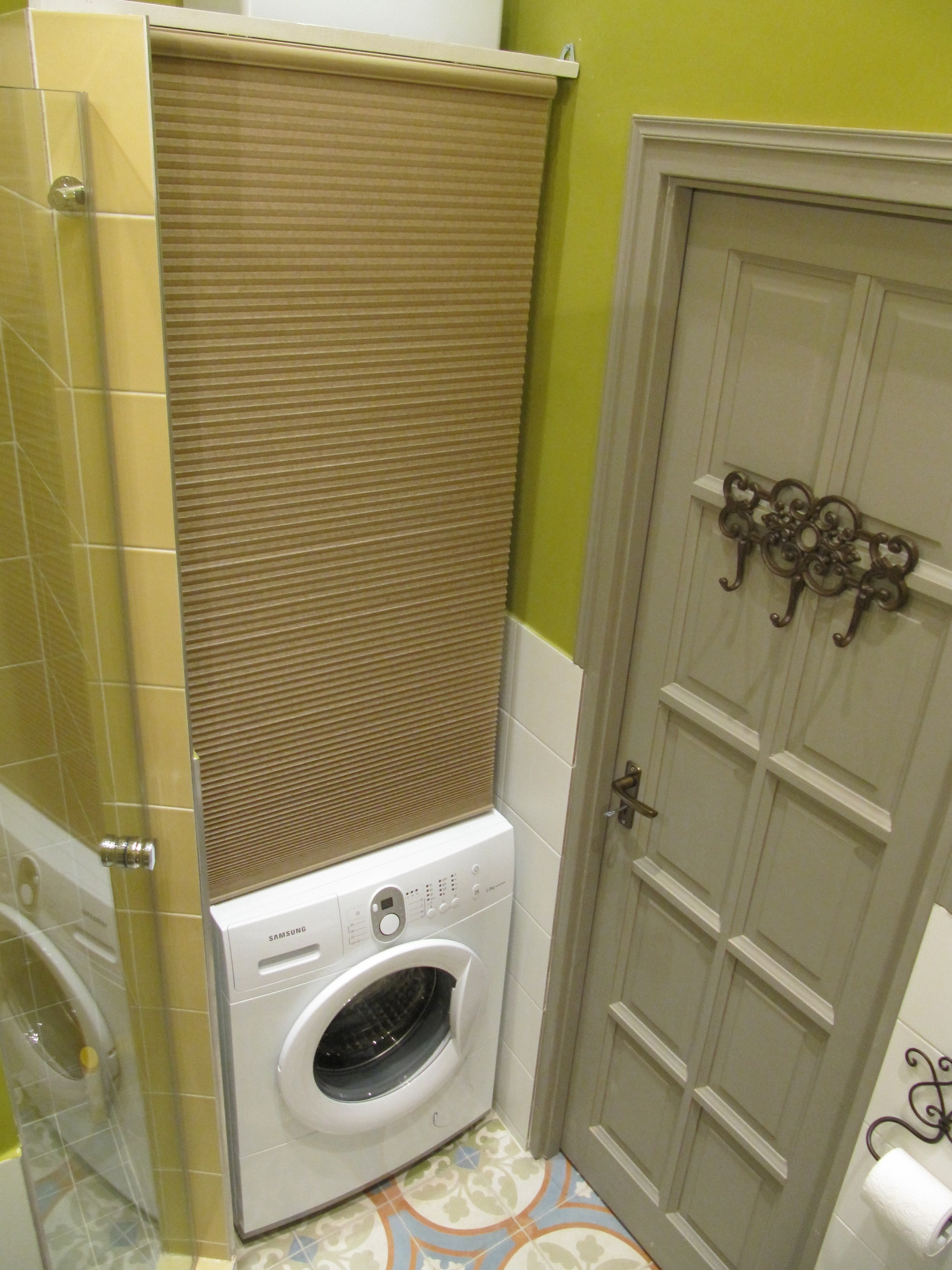 Pécs, Papnövelde utca - belsőépítészet, 11. kép